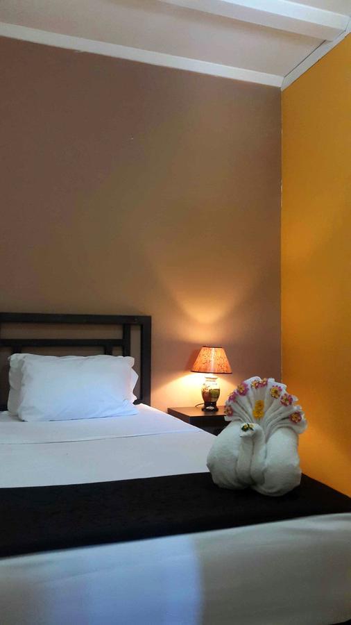 Hotel Casa Aura Cartago Exteriér fotografie